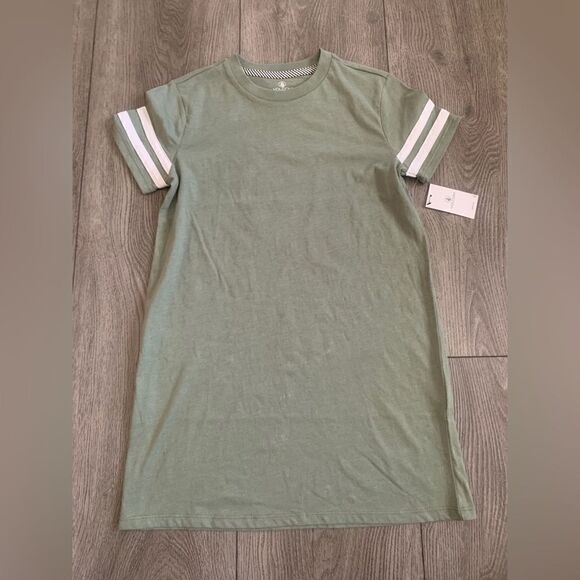 Volcom truly stroked dress for girls perfect for the summer - Picture 1 of 3